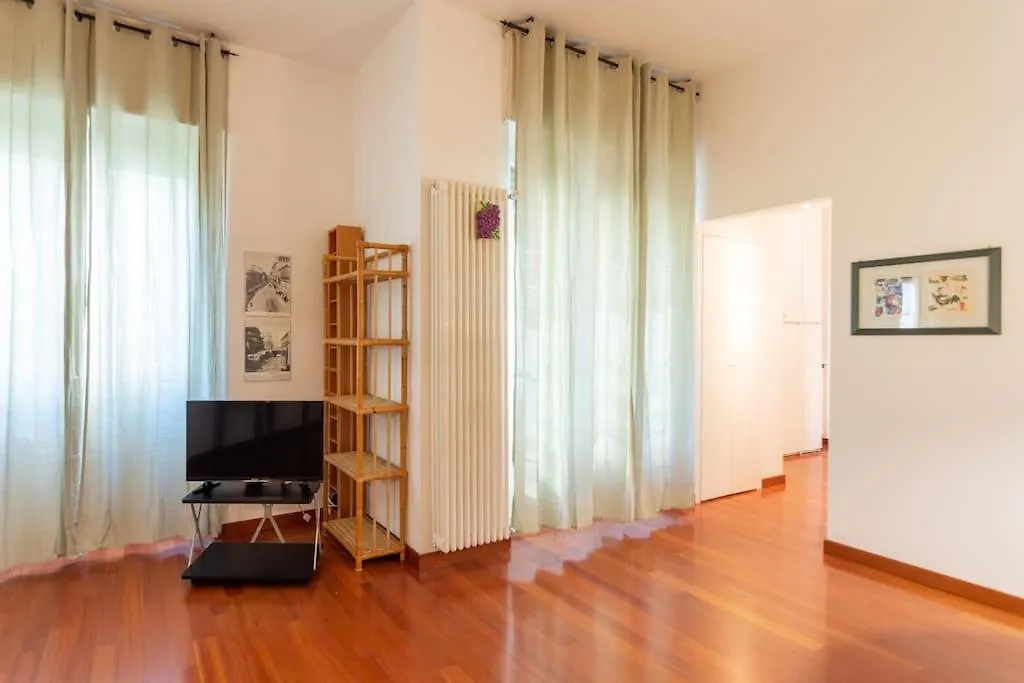 Hideout At Porta Romana Milan Apartment